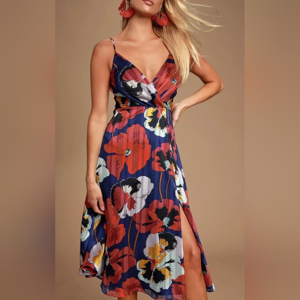 Lulu's Floral Midi Dress in Blue and Red